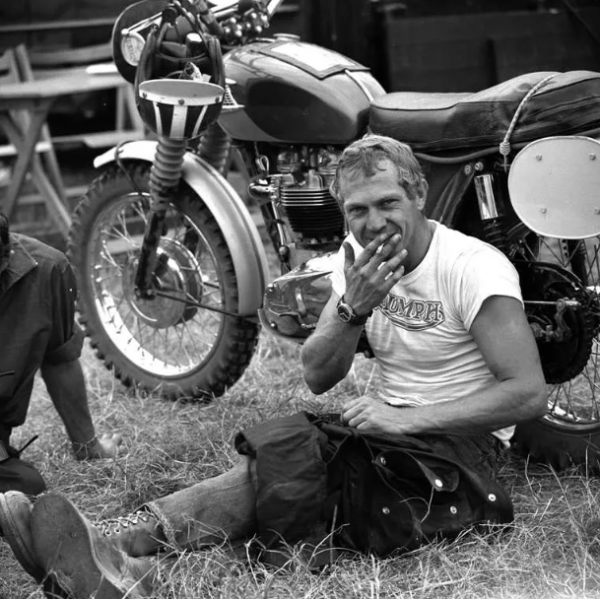 Affiche – Cinéma – Steve Mc Queen – Course de moto »Six Days » en 1964 – 30x30cm