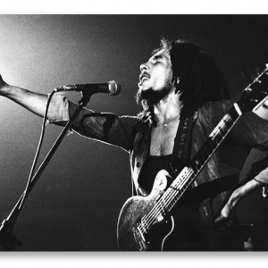 Affiche – Célébrités – Bob Marley en concert en 1970 – 24x30cm